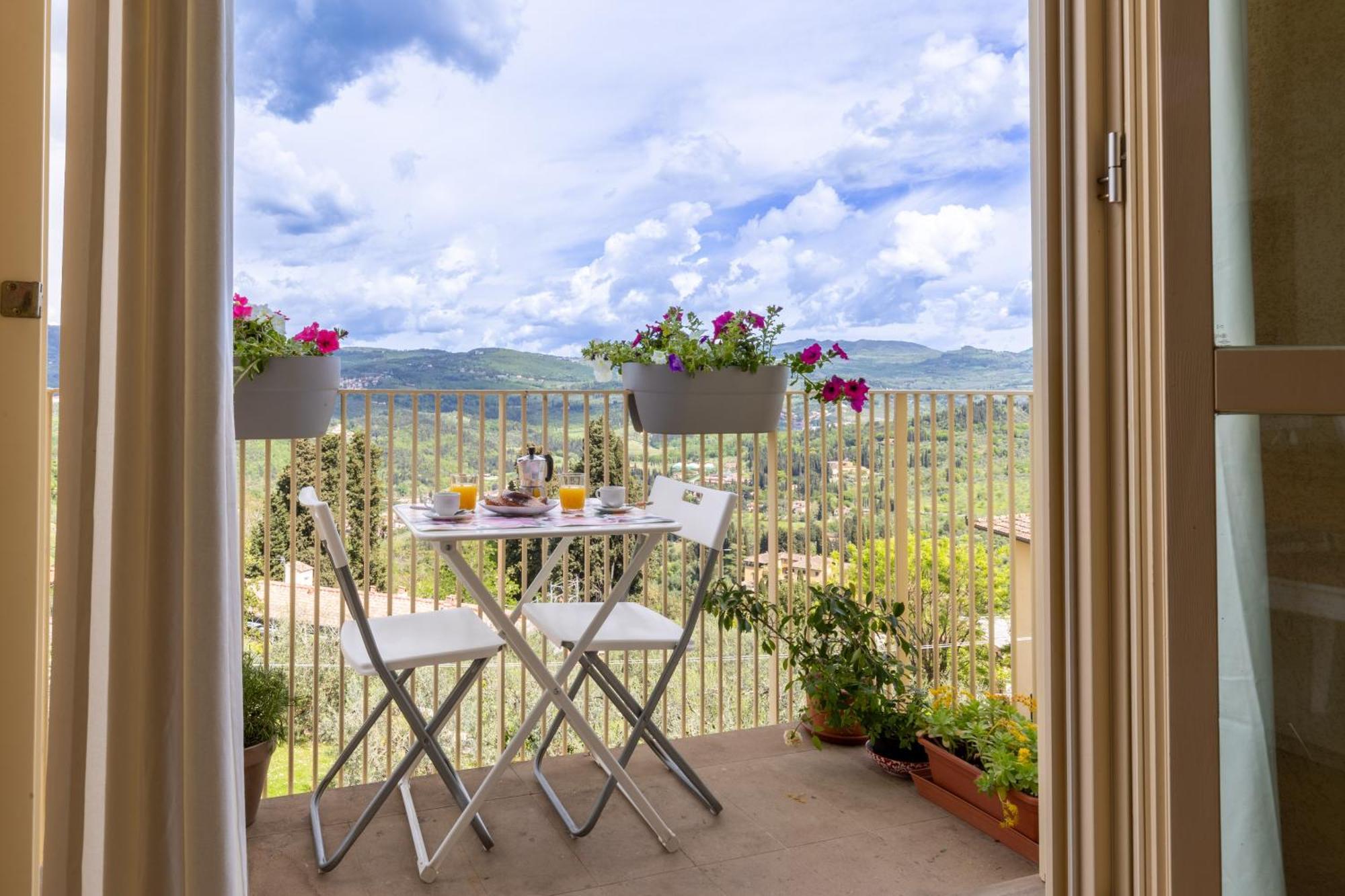 Gladys, Appartamento Con Vista A Fiesole Luaran gambar